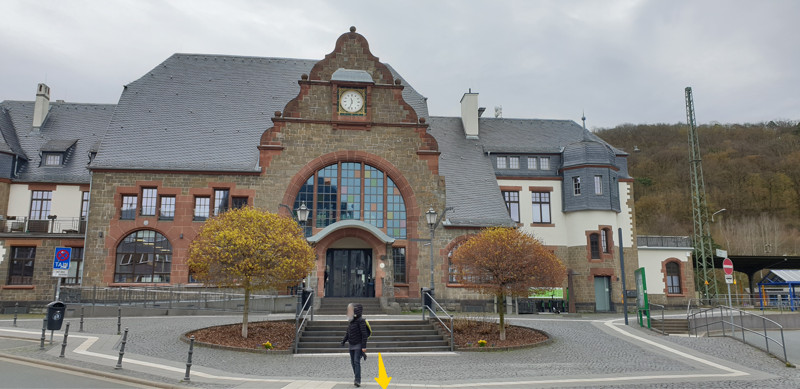 Blick auf den Bahnhofsausgang